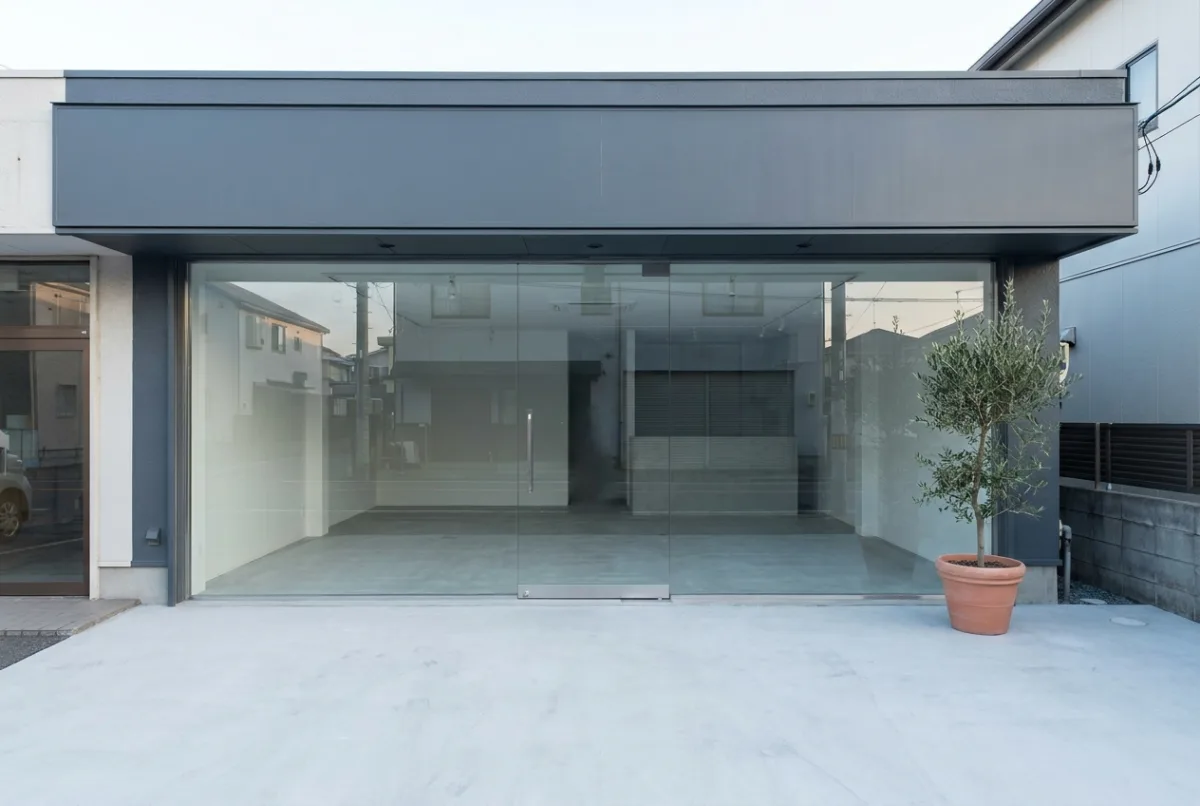 Illustrative image: Commercial exterior detailing after